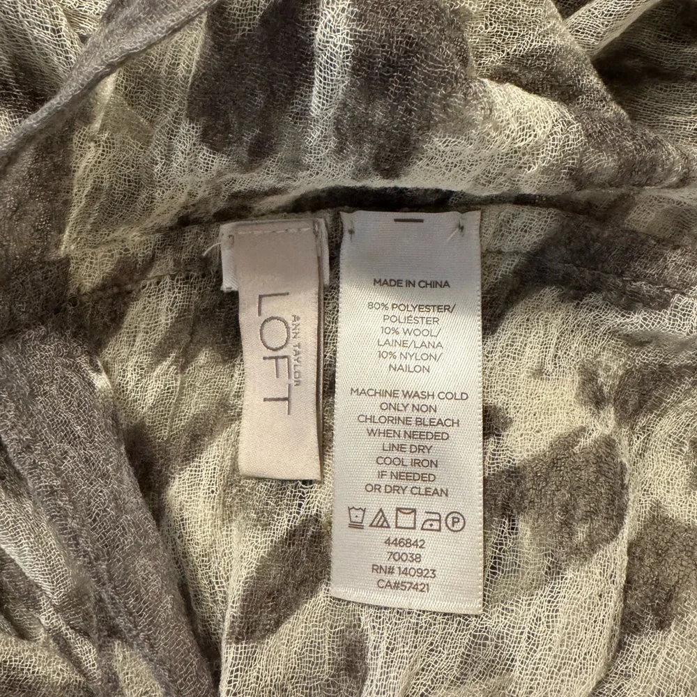 LOFT Infinity Scarf - Picture 3 of 4